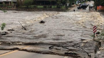 Fotos y videos de las impactantes crecidas en ríos serranos de Córdoba