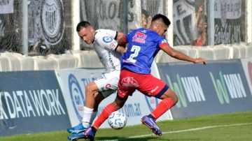 Güemes perdió y sigue sin asegurar su permanencia