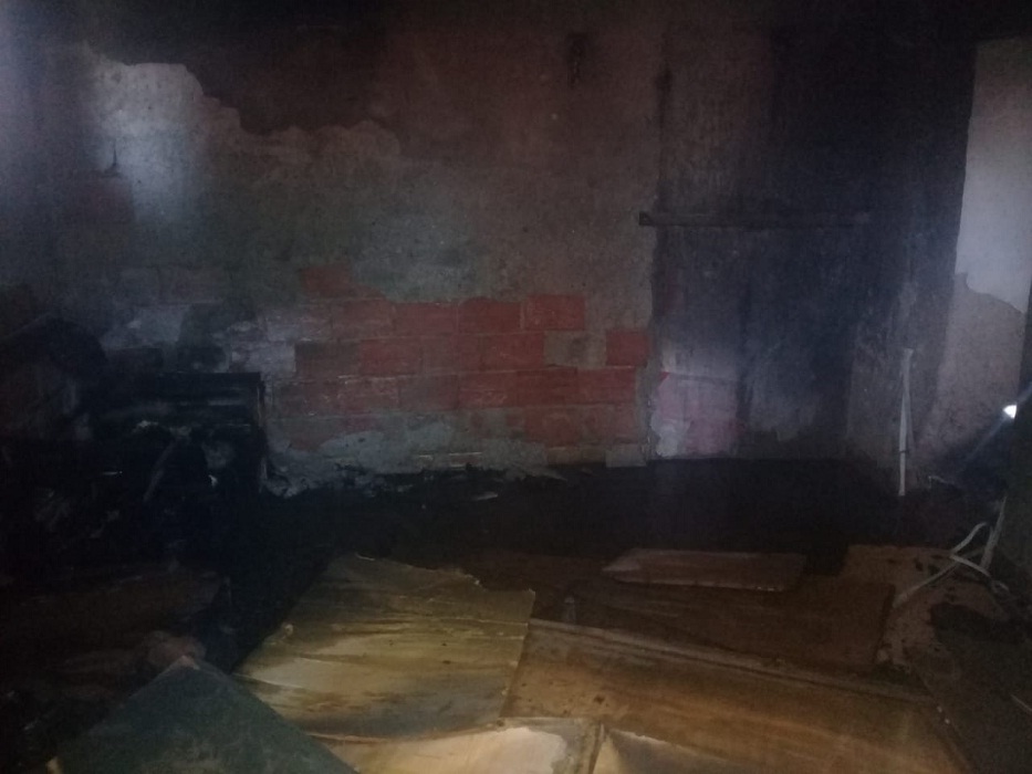 Incendio en una vivienda causó pánico en los vecinos del barrio Huaico Hondo