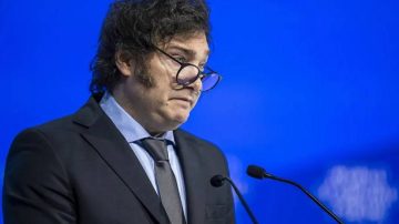 Milei vetó la ley de Financiamiento Universitario tras la multitudinaria marcha por la educación pública