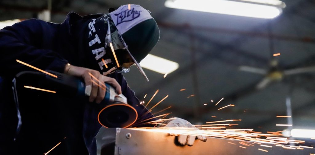 La industria sigue cayendo: la actividad metalúrgica retrocedió 7,3% en septiembre