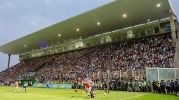 Por la final entre Sarmiento y Central Norte, ingresaron 92 colectivos, 42 combis y 384 vehículos particulares a Catamarca