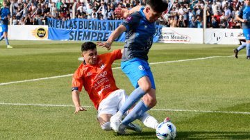 VIDEO | ¡Locura por Sarmiento en La Banda! Hinchas hacen fila para conseguir su entrada