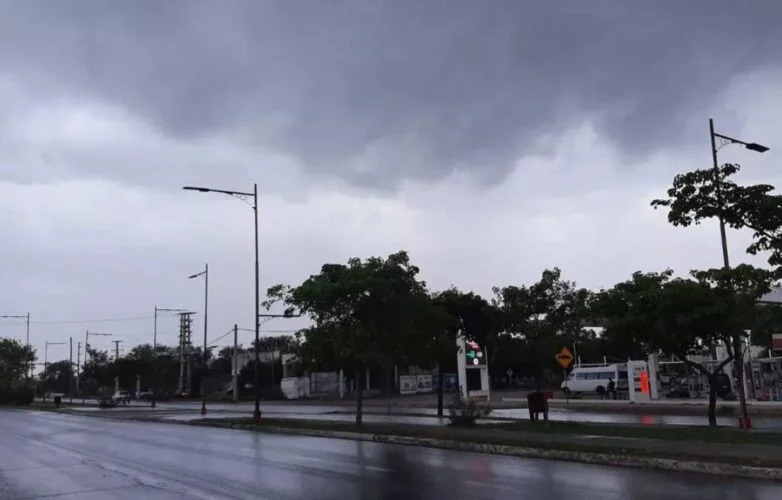 Anuncian lluvias y tormentas para un jueves muy inestable