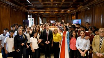 Con la visita de 50 alumnos a Casa de Gobierno, se dio el cierre anual del programa “Conociendo mi provincia”