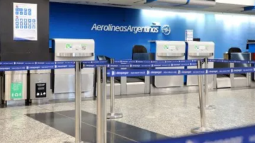 Gobierno y gremios aeronáuticos acordaron no tomar medidas de fuerza durante negociaciones salariales