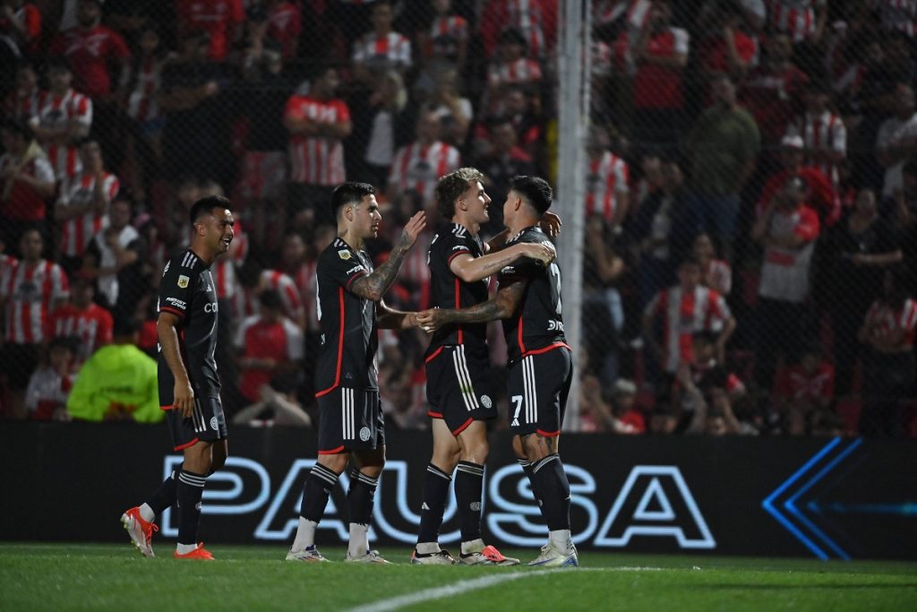 River, que quiere seguir en los puestos de arriba, se enfrenta a Barracas Central