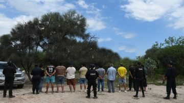 Operativo policial incauta hojas de coca y vehículos robados en Lugones