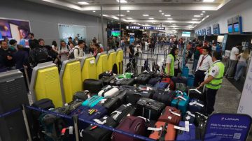 Los gremios aeronáuticos y el Gobierno se encaminan a un acuerdo para destrabar el conflicto por Aerolíneas