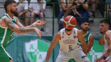 Quimsa lo dejó escapar y perdió en tiempo suplementario ante Atenas en Córdoba