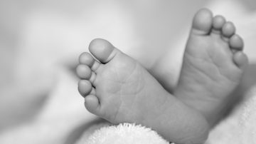 Investigan si la beba que murió en el barrio Cabildo fue abusada