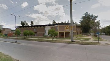 Depravado persiguió en moto a una ciclista y le tocó la cola: la policía lo está buscando