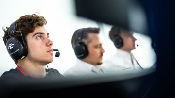 La preocupación de Colapinto: “El equipo tiene mucho trabajo, no sé si van a llegar para la carrera”