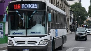 Empresarios del transporte público quieren llevar el boleto a $1.060