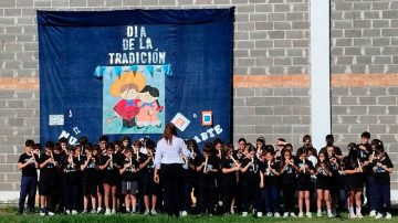 El nivel primario del colegio San Francisco celebró con mucha alegría el Día de la Música y la Tradición