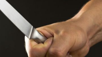 Violento asalto a dos adolescentes: los amenazaron con un cuchillo para quitarle sus celulares