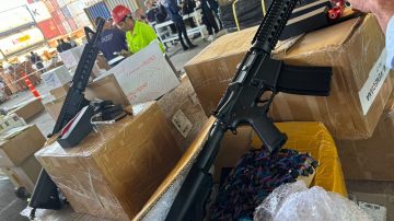 Aduana incauta 22 contenedores de mercadería ilegal en un megaoperativo portuario