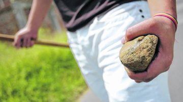 Como en las películas: hizo justicia por mano propia al encontrar al ladrón en su casa