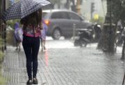 Diluvio histórico en Santiago del Estero en la madrugada de este jueves con una copiosa lluvia y actividad eléctrica