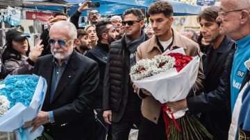 Napoli no olvida a Diego Maradona a 4 años de su partida