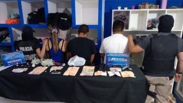 Desarticulan una banda que vendía drogas en Santiago