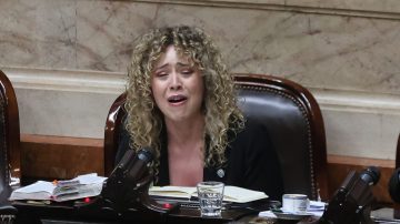 Arrieta: “No di quórum, pero no soy enemiga del pueblo”