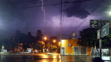 Tormentas amenazan Santiago del Estero: alerta meteorológica en nueve departamentos