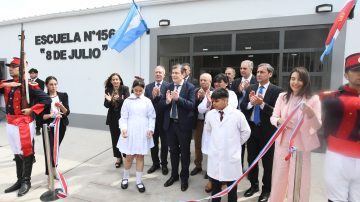 Zamora cerró el ciclo lectivo con obras educativas en Añatuya y repasó lo construido en este 2024