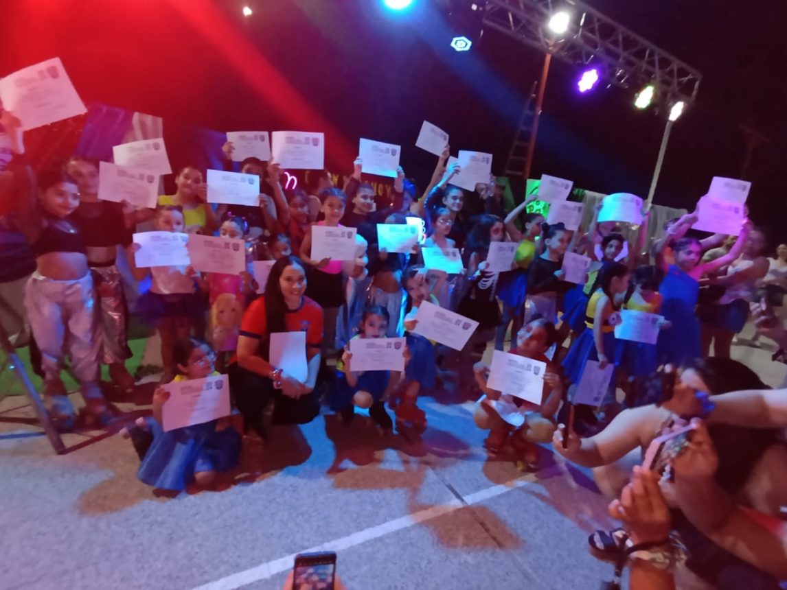 La Escuela de Patín Quimsa cerró el año con un increíble show