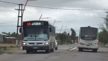La Línea 120 recorre la ciudad con servicio de emergencia