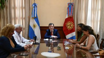 Gerardo Zamora recibió a Autoridades del Banco de Ojos de la Región NOA