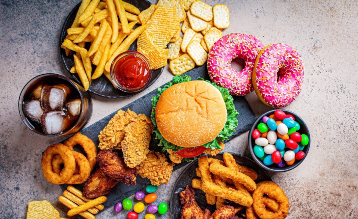 Estudios aseguran que los alimentos ultraprocesados aumentan el riesgo de cáncer de colon