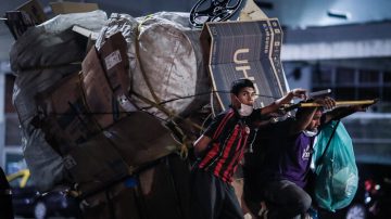 Gestión libertaria: una familia necesitó más de 1 millón de pesos para no ser pobre