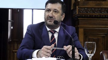 Kueider se apoya en los dichos de Milei para pedir que se anule su expulsión del Senado