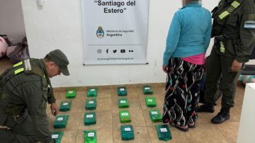 Pasajera de “tour de compras” viajaba con droga escondida en sábanas