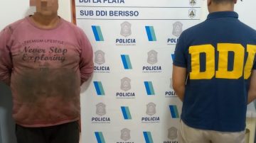 Aberrante: su hija de 13 años organizó una pijamada y él abusó de dos amiguitas