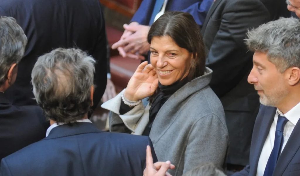 Fue desplazada la titular de la ex AFIP, Florencia Mizrahi