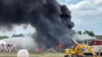 VIDEO | Así fue el momento en el que el avión despistó y se estrelló contra una casa