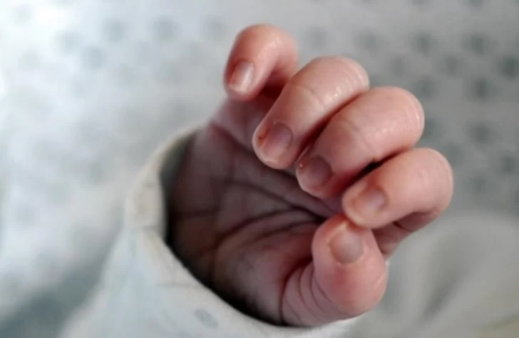 Nueva Francia: un bebé de apenas 15 días resultó lesionado en medio de una pelea entre su mamá y su expareja