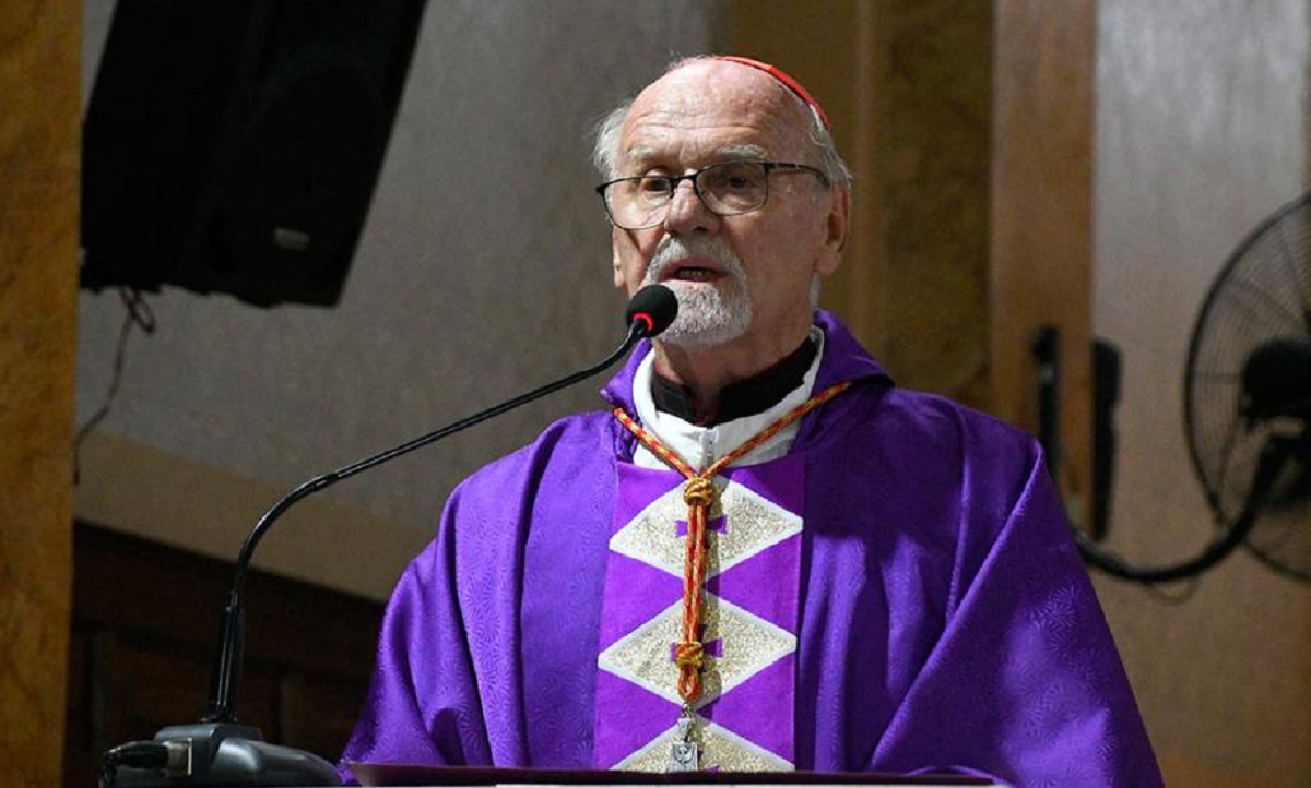 Monseñor Bokalic presidió la misa matutina de la Catedral