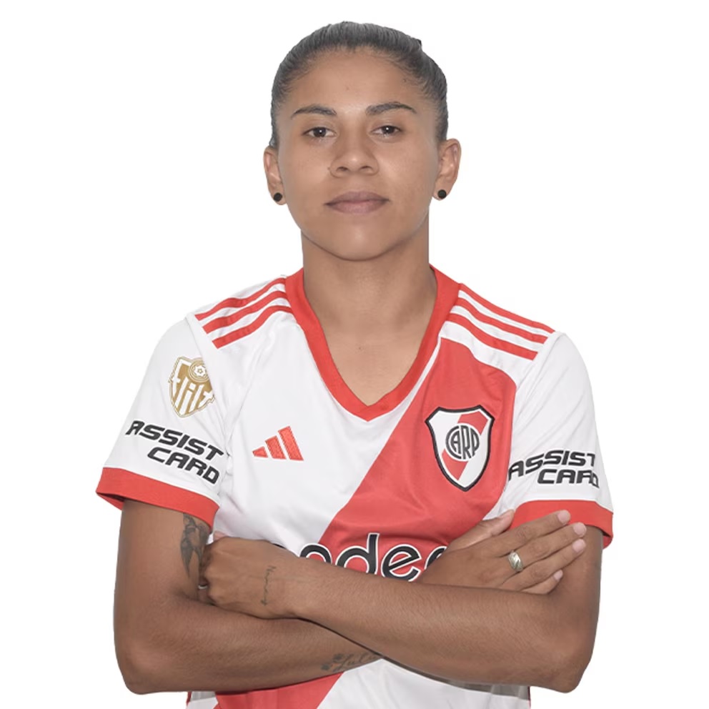 Hay una santiagueña entre las detenidas de River Plate por gestos racistas a Gremio de Brasil