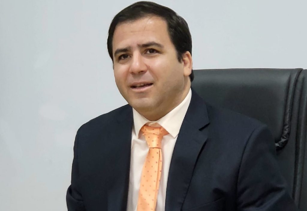 El intendente de Clodomira chocó en la autopista Santiago-La Banda