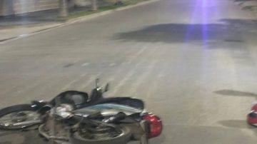 Ruta 9: dos jóvenes sufrieron lesiones graves tras chocar a un burro