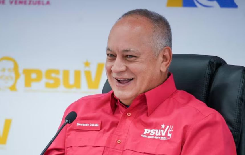 Diosdado Cabello, sobre la detención del gendarme: “Te metés en su Instagram y viaja por todo el mundo”
