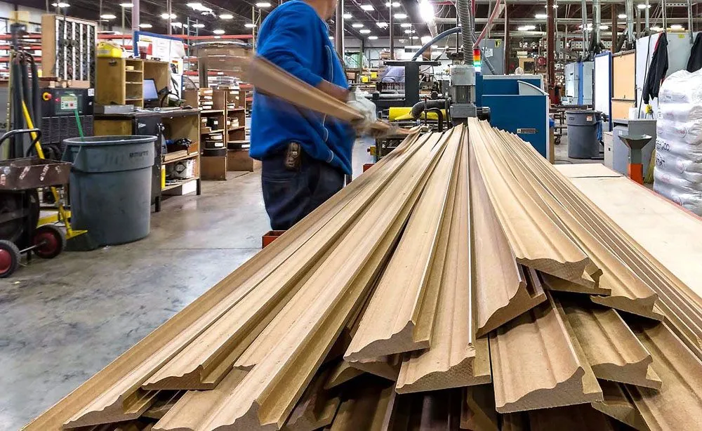 El gobierno de Milei y sus buenas noticias de fin de año: la industria pyme cayó 3,7% en noviembre