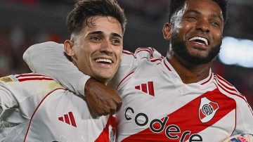 River goleó a Rosario Central y abrochó su clasificación a la Copa Libertadores