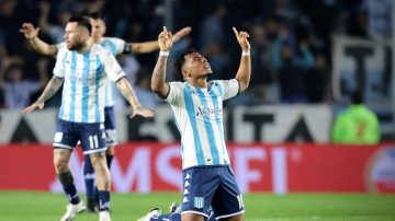 La figura que podría emigrar de Racing y el duro revés que significaría para Gustavo Costas