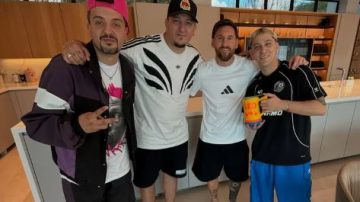 Lionel Messi recibió en su casa a los chicos de “Un poco de ruido” y las fotos fueron furor