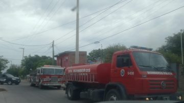 URGENTE | Temor por un incendio cerca del centro: habría explotado una garrafa