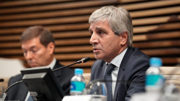 Luis Caputo aseguró que el FMI “está dispuesto a seguir apoyando” en medio de las negociaciones